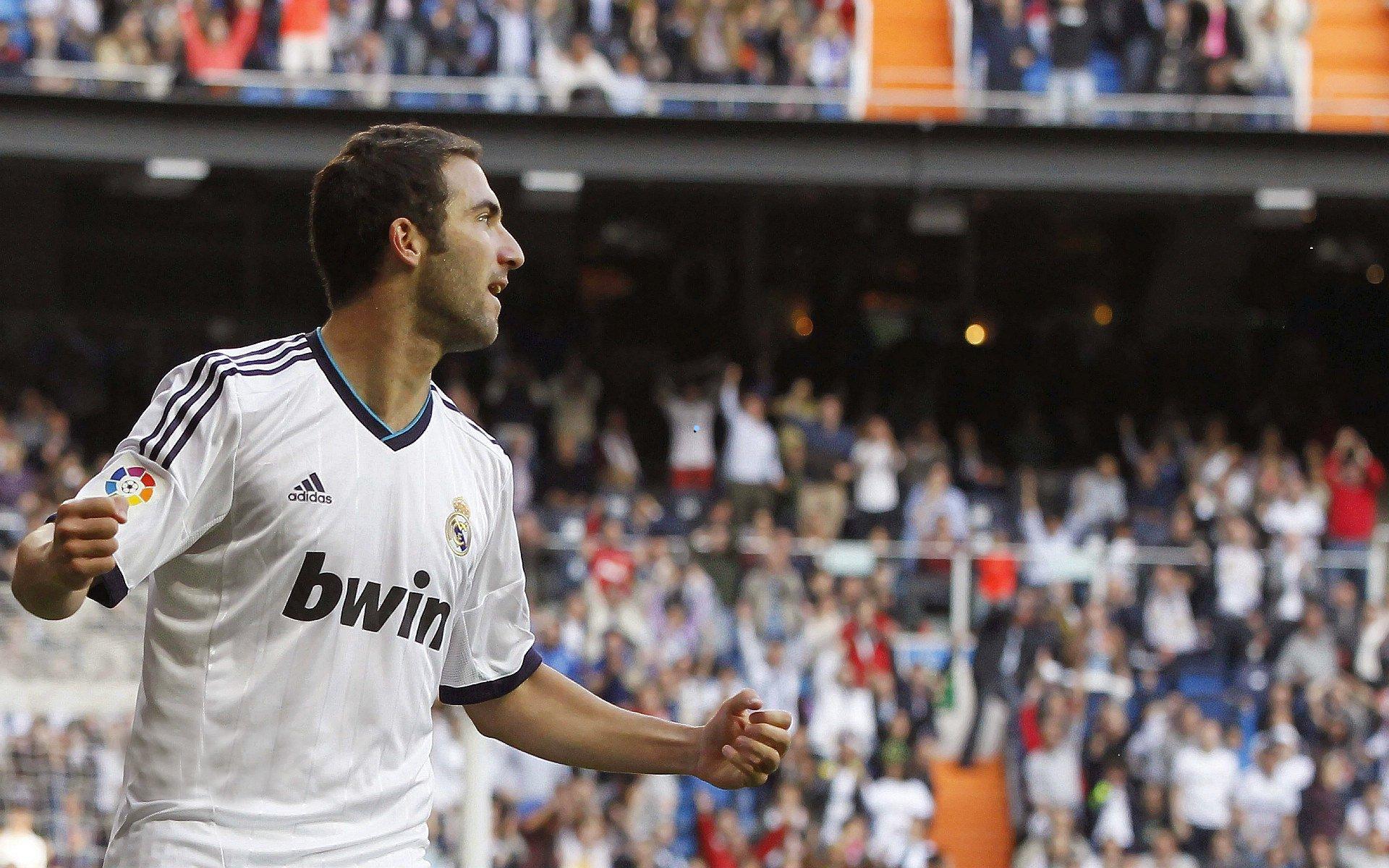 【开云中国】莫拉塔婚姻传闻再起，妻子公开辟谣否认分居