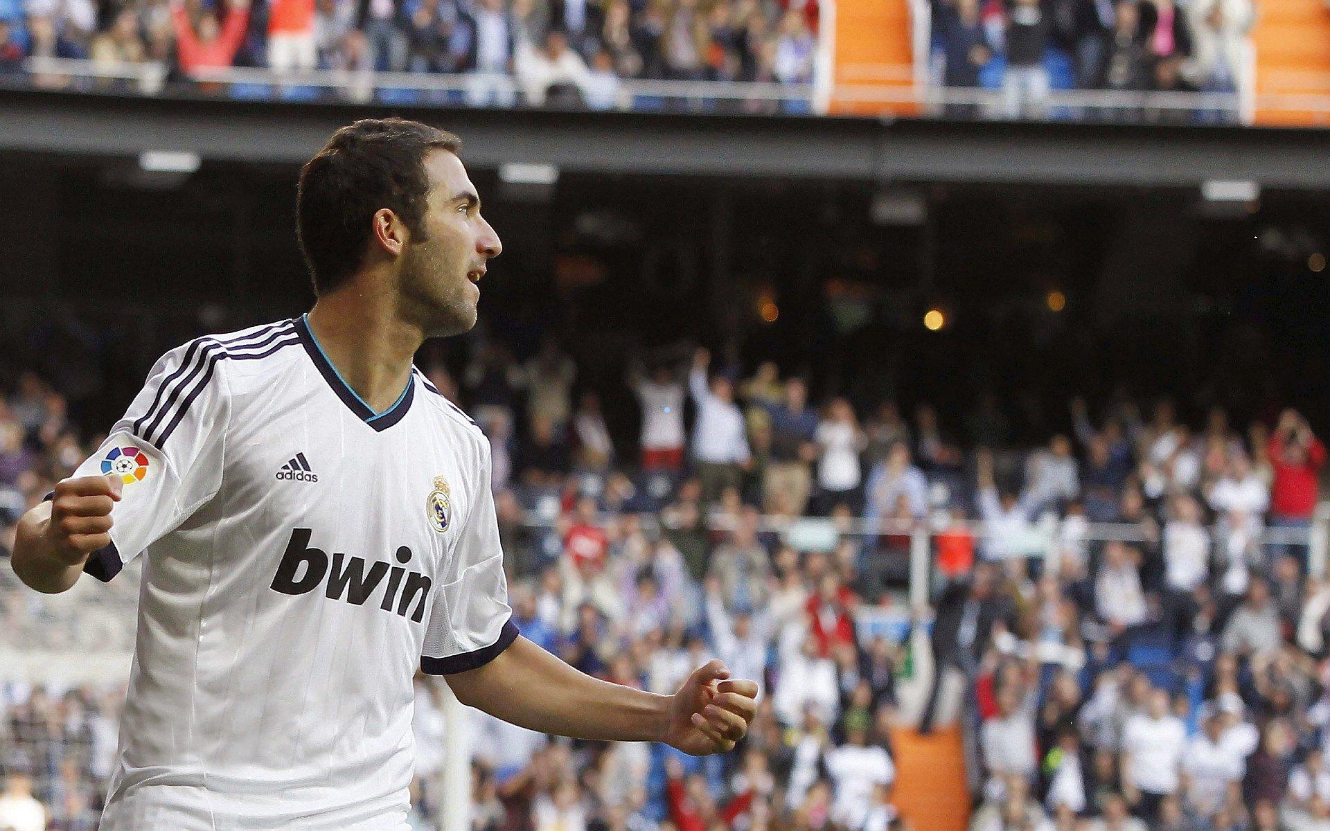 拉齐奥启动小马尔蒂尼转会谈判，租借加有条件强制买断引发关注